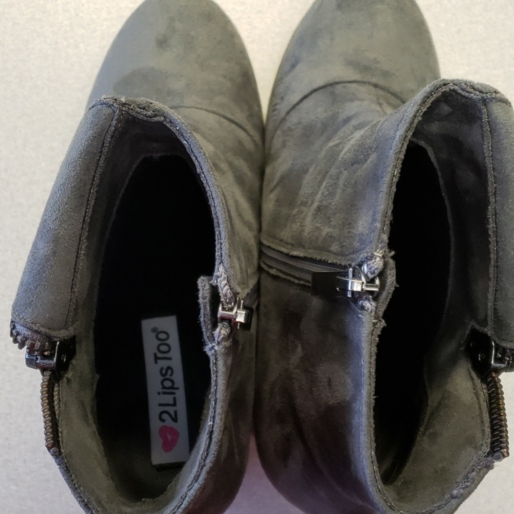 Booties - Picture 6 of 6